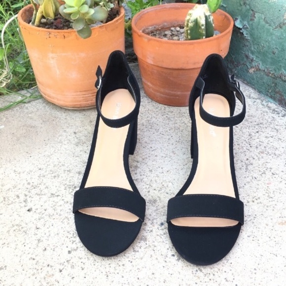 ANKLE STRAP CHUNKY SANDAL HEEL - Picture 4 of 6